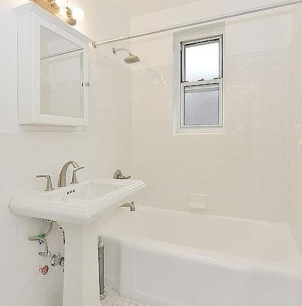 3rd image of 6545 Yellowstone Blvd APT 4E