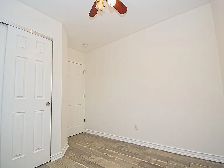 13590 Mount Olympus St — Photo 15