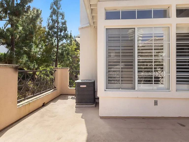 97 Shorebreaker Dr — Photo 14