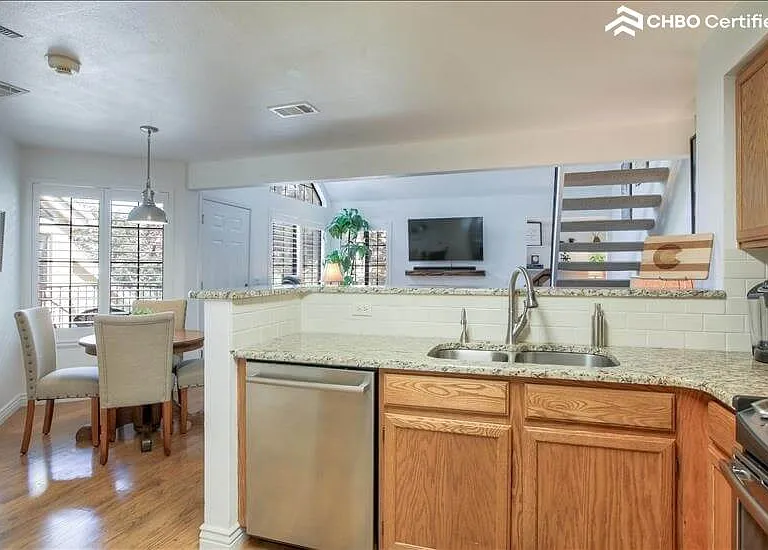 Open Kitchen and very well lit