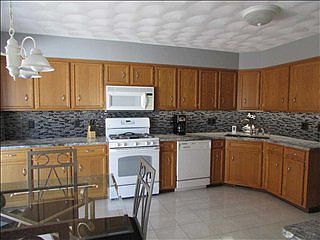 4th image of 13246 Stamford Ln