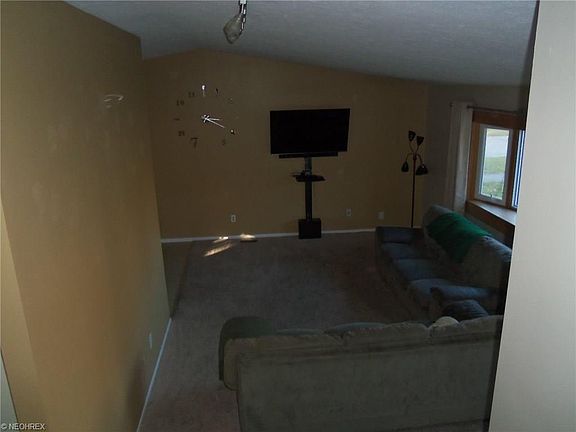 2nd image of 5672 Marine Pkwy