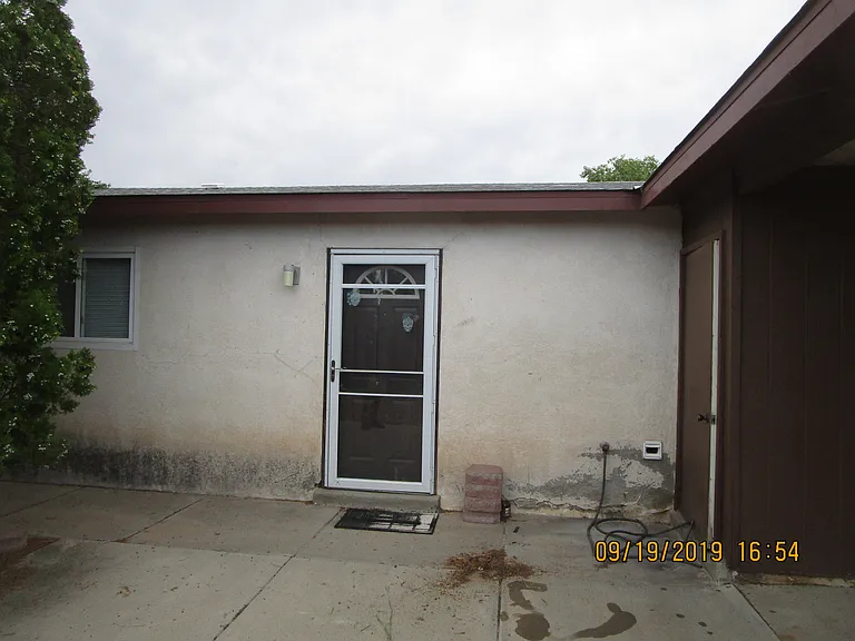 900-902 904 #906 — Photo 14
