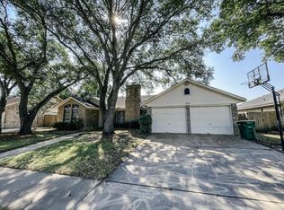 205 Lansdown St, Victoria, TX 77904