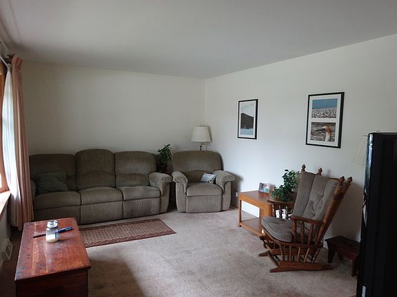 2nd image of 210 Welter Dr