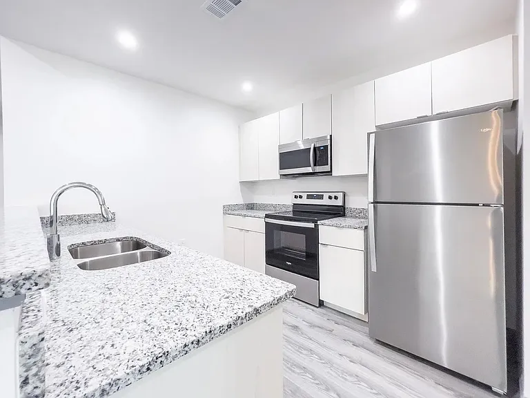 5230 Eggleston Ave #102 — Photo 8