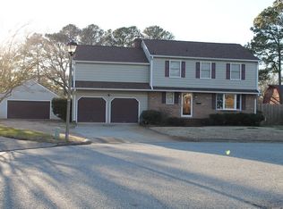 487 Harcourt Pl, Newport News, VA 23602