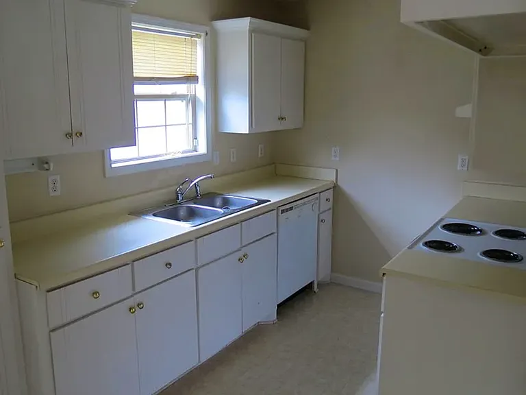120 Alabama St — Photo 2