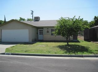 1224 Cling Cir, Hanford, CA 93230