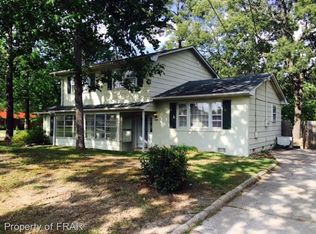 504 N Platte Rd, Fayetteville, NC 28303