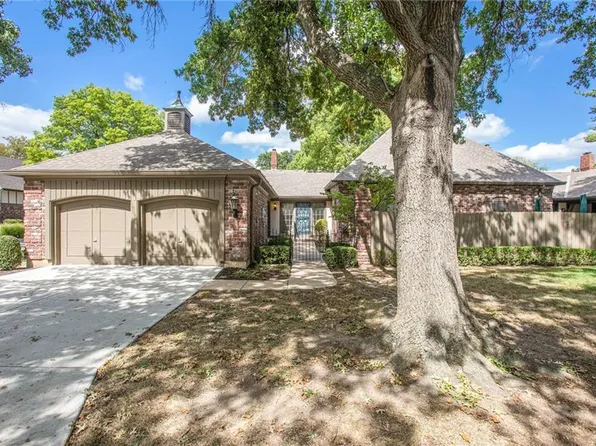 10241 Conser St, Overland Park, KS 66212