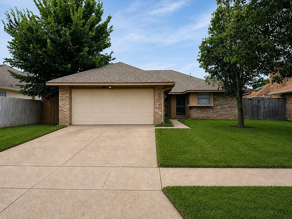 1st image of 2606 Shalimar Dr