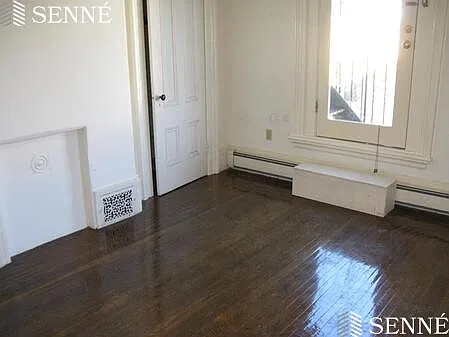 16 Clinton St #B — Photo 10