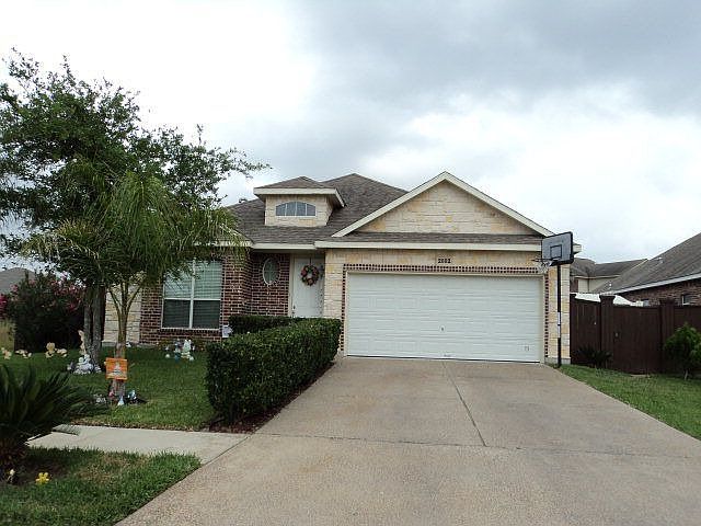 1st image of 2882 Regency