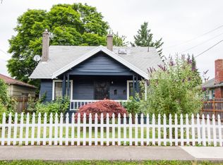 8041-8043 SE Reedway St, Portland, OR 97206