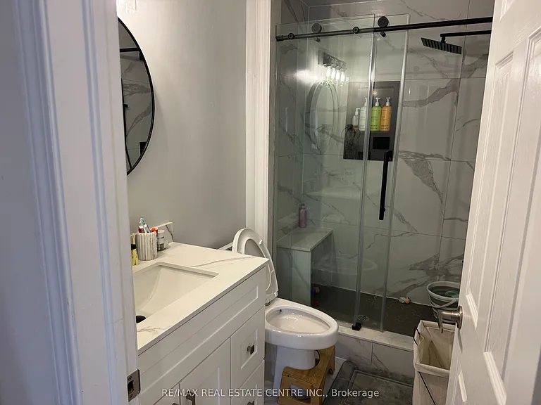 370 Cavanagh Ln — Photo 16