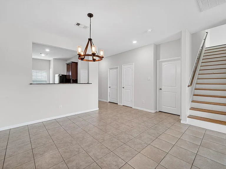228 Elm Patch Dr — Photo 8
