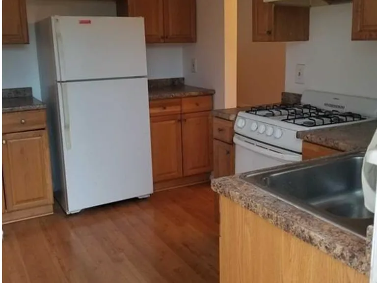 237 Bradley Ave #235 — Photo 8
