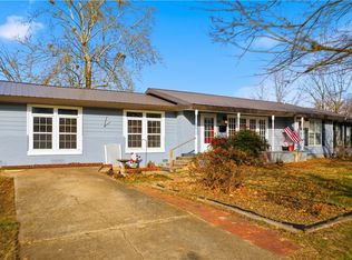 625 Allison Ave, Stilwell, OK 74960