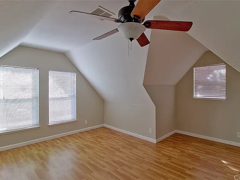 857 Victorian Park Dr — Photo 8