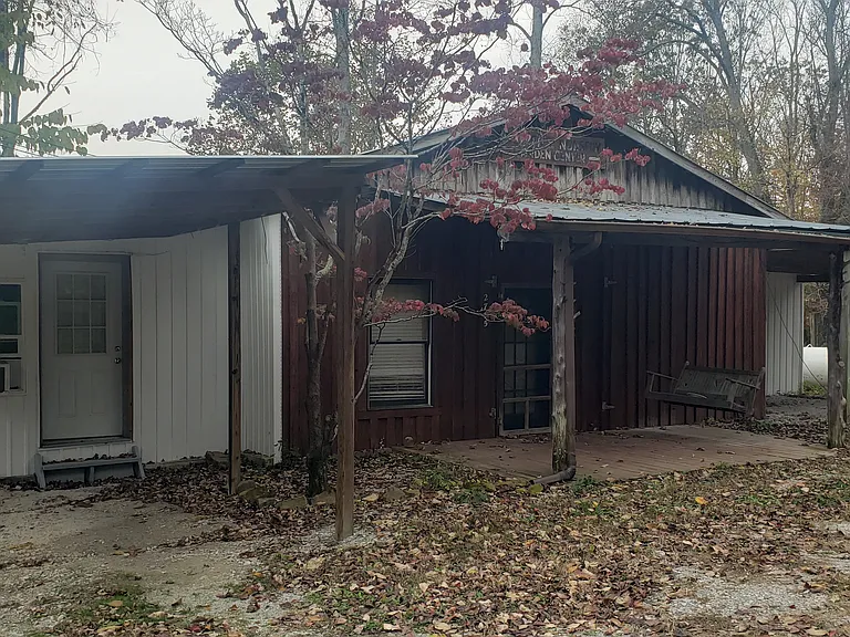 Lakeland Dr — Photo 11