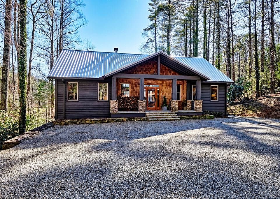 299 Twin Lakes Dr, Cashiers, NC 28717 Zillow