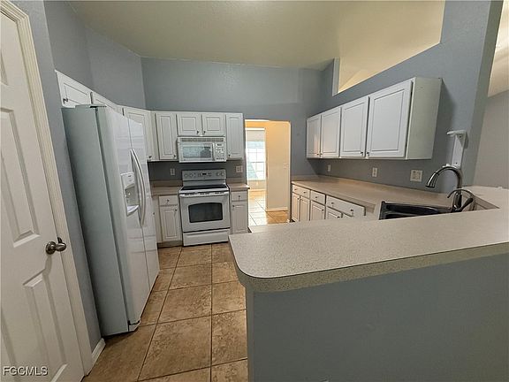 3rd image of 175 Beckley Dr