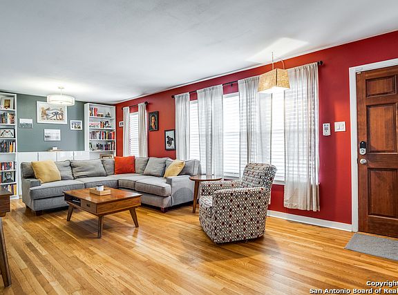 4th image of 5210 Arrowhead Dr