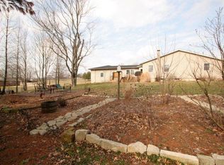 1641 E Hillbrook Rd, Jasper, IN 47546