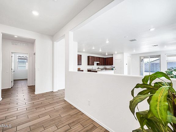 2nd image of 5703 S 30th Glen