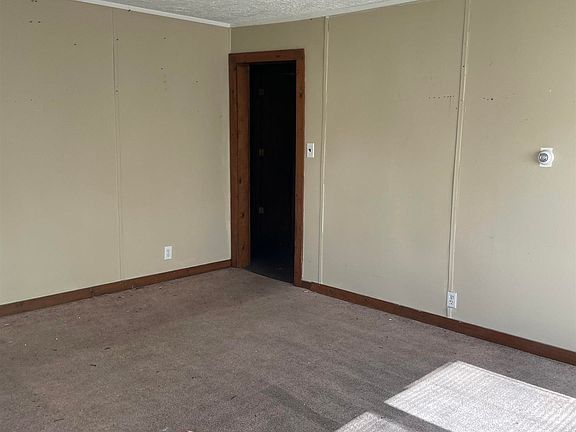 5th image of 1716 Dewey St