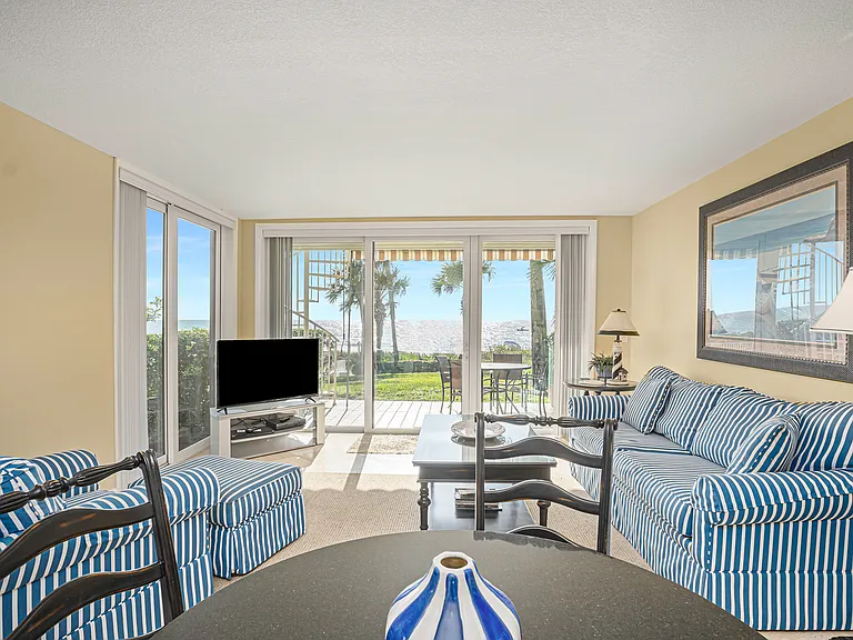2000 Gulf Blvd #3 — Photo 14