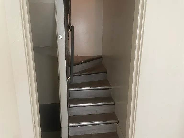 7541 S Rhodes Ave — Photo 18