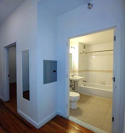 5th image of 132 W 112th St APT 3F