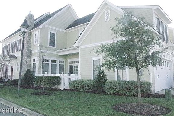 3rd image of 917 Cranberry Dr