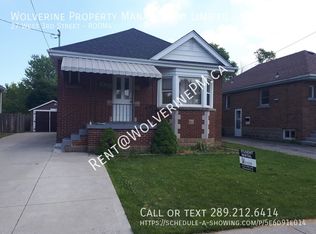 27 W 3rd St #4, Hamilton, ON L9C 3J8