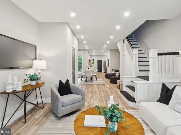 4913 Pulaski Ave, Philadelphia, PA 19144