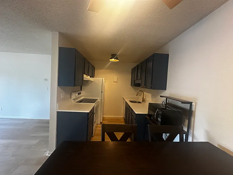 3250 Oneal Cir #D25 — Photo 3