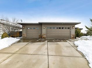 1027 Ridgeview Ct, Carson City, NV 89705