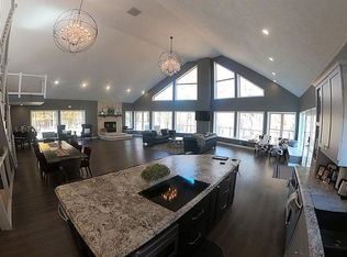 19043 N Mill Creek Ln, Marshall, IL 62441