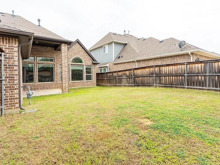 1113 Peacock Blvd — Photo 33