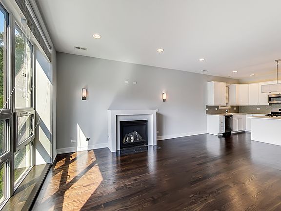 2nd image of 1703 N Kedzie Ave #2