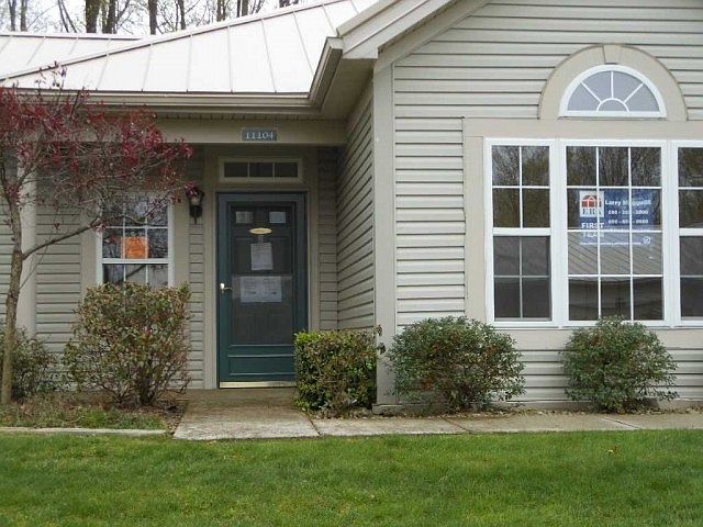 1st image of 11104 Dawn Dr