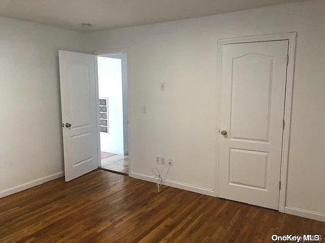 3 bed, 1.0 bath, 1400 sqft, $4,000 — Photo 4