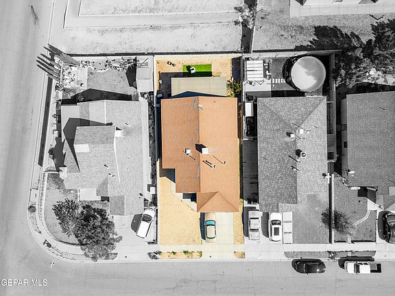 5th image of 12035 Marquis St