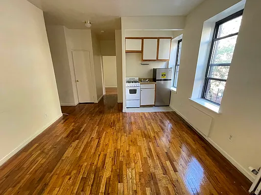 Rented by Best Apartments North Inc | media 17