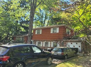 283 Cambridge Rd, Hillsdale, NJ 07642