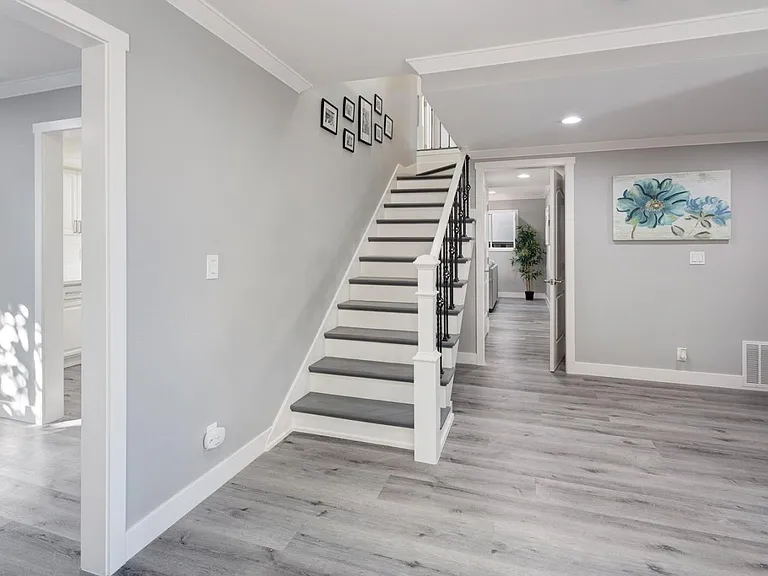 5875 Ettersberg Dr — Photo 18