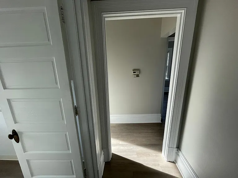25 N Sprague Ave #B — Photo 8