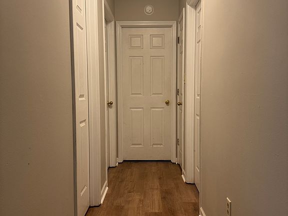 4th image of 650 Morton Rd